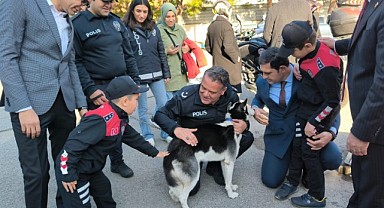 Özel çocuklar bir günlüğüne polis oldu
