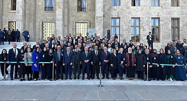 AK Darıca’dan Ankara çıkartması! Toplantıya damga vurdular