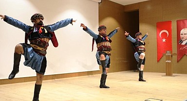 Dilovası’nda Öğretmenler Günü coşkuyla kutlandı