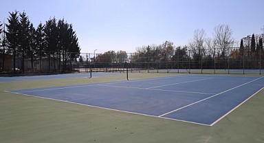 İzmit Tenis Merkezi’nde sona gelindi