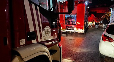 Kömür sobası patladı! Ev halkı mahsur kaldı