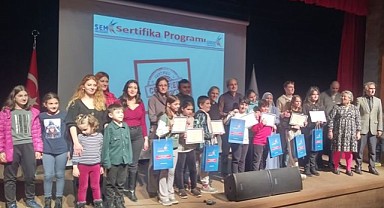 Minik bilim insanları mezun oldu