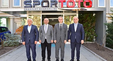 Söğüt spor salonu projesi için Ankara’ya gitti