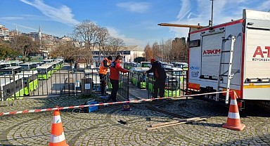 A Takımı tahrip edilen korkulukları onardı