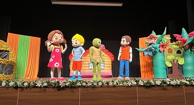 Çocuklar Niloya ile doyasıya eğlendi
