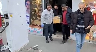Kalbinden tek kurşunla kendini vurmuş!