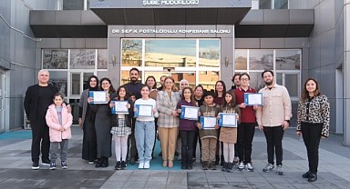 Konservatuvar mezunları başarı belgelerini aldı