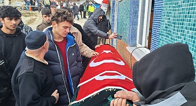 Milli gururumuz Emre gözyaşlarıyla toprağa verildi