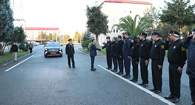Vali Aktaş, İl Jandarma Komutanlığı’nı ziyaret etti