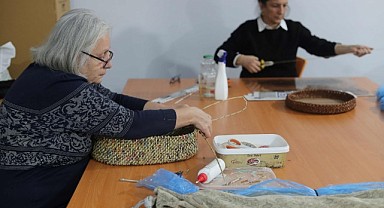 GESMEK’te kağıt atıklar sanata dönüşüyor