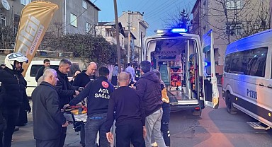 Karşıya geçecekti, otomobilin altında kaldı!