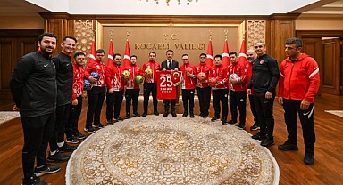 Vali Aktaş, Down Futsal Milli Takımını ağırladı
