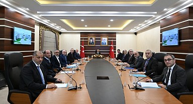 Vali Aktaş, il müdürleri ile bir araya geldi