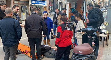 Yaralanan motosikletliye anından müdahale ettiler!