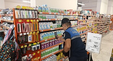 Zabıta ekipleri tarihi geçen ürünleri imha etti