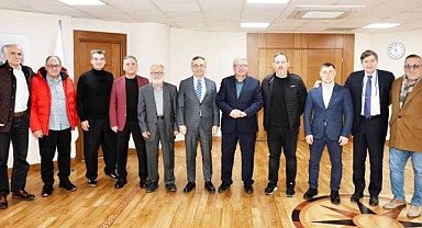 Baraçlı, Kocaeli’nin efsane spor adamlarını ağırladı