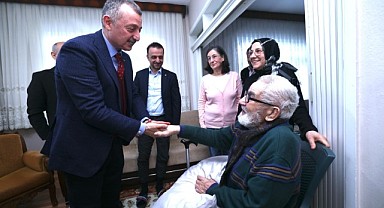 Büyükakın, eski milli güreşçi Kambur’u yalnız bırakmadı