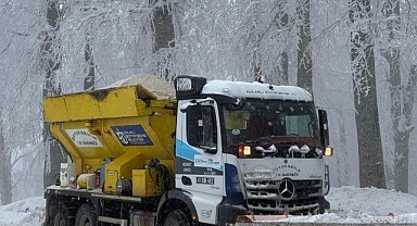 Büyükşehir 7/24 kar mesaisinde