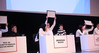 Çayırovalı minikler bilgi yarışmasında ter döktü