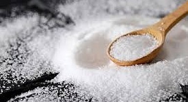 Fazla tuz tüketmek sağlığı olumsuz etkiliyor