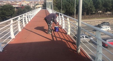 Gebze’de üstgeçitler elden geçiriliyor