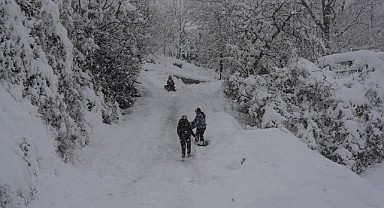 Karın keyfini çocuklar çıkardı