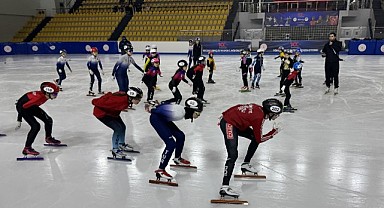 Kocaelili sporcular başarılarını kutladı