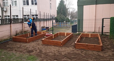 Minikler hobi bahçesinden tarımı öğreniyor