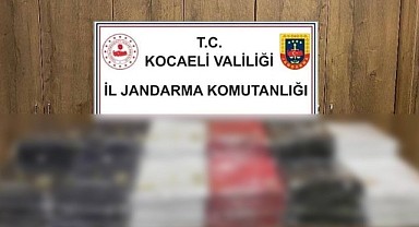 Ünlü markalara ait sahte giysi ele geçirildi