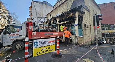 Akça Camii ibadete yeniden açıldı