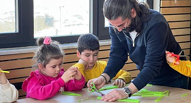 Anne Şehir’de hem eğleniyorlar hem öğreniyorlar