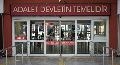 Annesini bıçaklayan sanığa 13 yıl 4 ay hapis verildi!