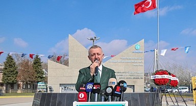 Büyükşehir, İzmit’te 1 Mart Anıtı yaptırdı