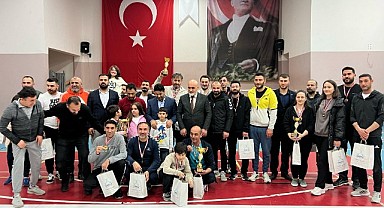 Darıca’da Curling rüzgarı esti