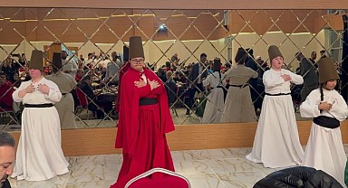 Down sendromlu bireylerin semazen gösterisi çok sevildi
