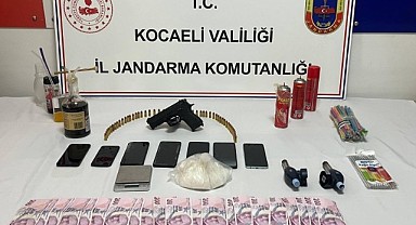 Gebze'de uyuşturucu tacirlerine şok baskın!