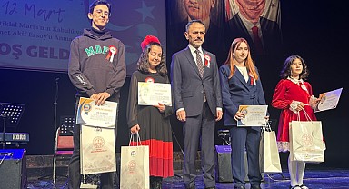 İstiklal Marşımızın kabulü coşkuyla kutlandı