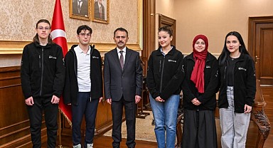 KOÜ Space Roket Takımından Vali Aktaş’ı ziyaret etti