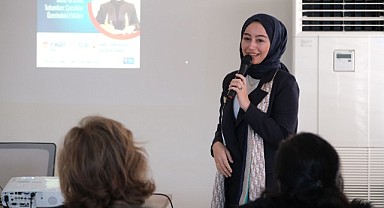 Mutlu Şehir Okulları’nda ebeveyn tutumları konuşuldu