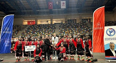 Türk halk oyunları ekibi, il şampiyonu oldu