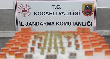 Ünlü markalara ait sahte forma ele geçirildi