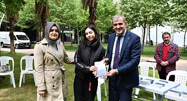 Doğayla kitap buluştu, öğrenciler keyfini çıkardı