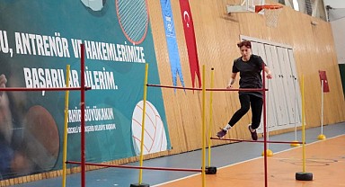 Gençler yetenek kurslarına Büyükşehir ile hazırlanıyor