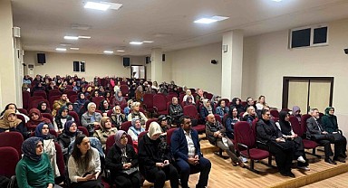 Gölcük’te sağlık okuryazarlığı eğitimi düzenlendi