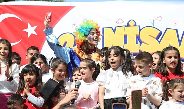 Gölcüklü çocuklar 23 Nisan’ın keyfini çıkardılar