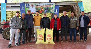 Hibeli gübreler çiftçiye teslim ediliyor