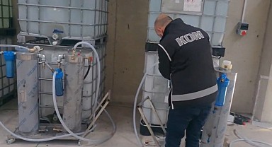 Kaçak içki üretimine darbe! Yakalandılar