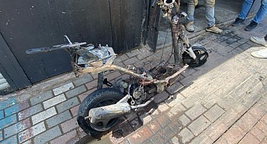 Kaynak sırasında çıkan yangın motosikleti kül etti!