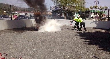 Polislere yangın söndürme eğitimi verildi