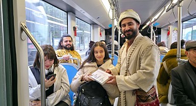 Roman kahramanlarını bildiler, kitapları kazandılar